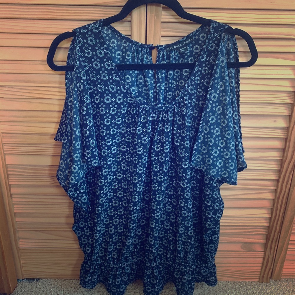 Harlowe & Graham navy top